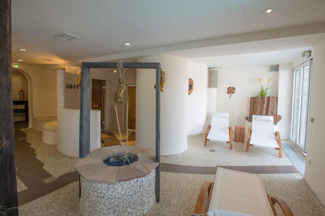 Hotel Zur Pfalz カンデル エクステリア 写真